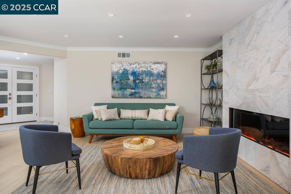 644 Terra Calif Dr 4, Walnut Creek, CA 94595