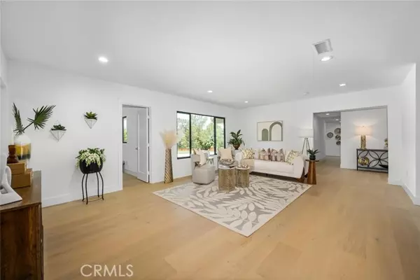 Fullerton, CA 92835,3209 Lakeknoll DR