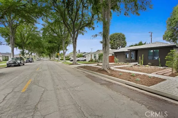 Long Beach, CA 90815,5353 Abbeyfield