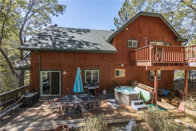 1315 Sequoia DR, Lake Arrowhead, CA 92352