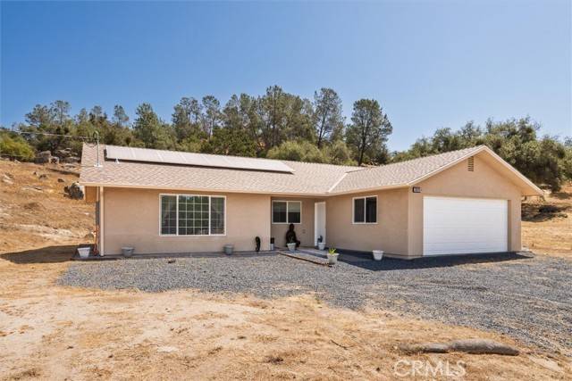 29215 Yosemite SPGS, Coarsegold, CA 93614