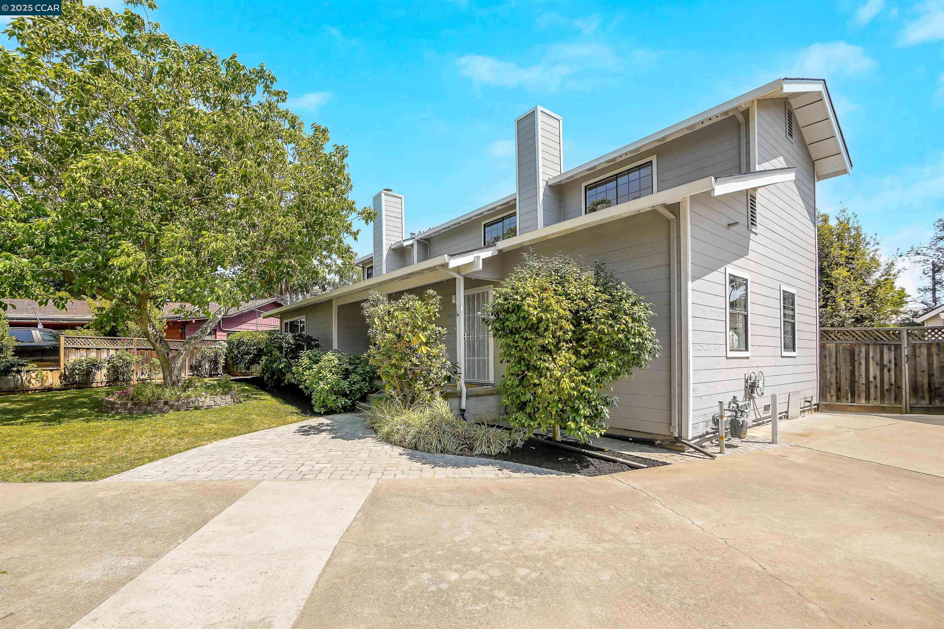 Concord, CA 94518,160 Fabian WAY