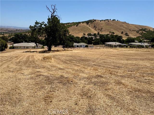Paso Robles, CA 93446,9886 Steelhead RD