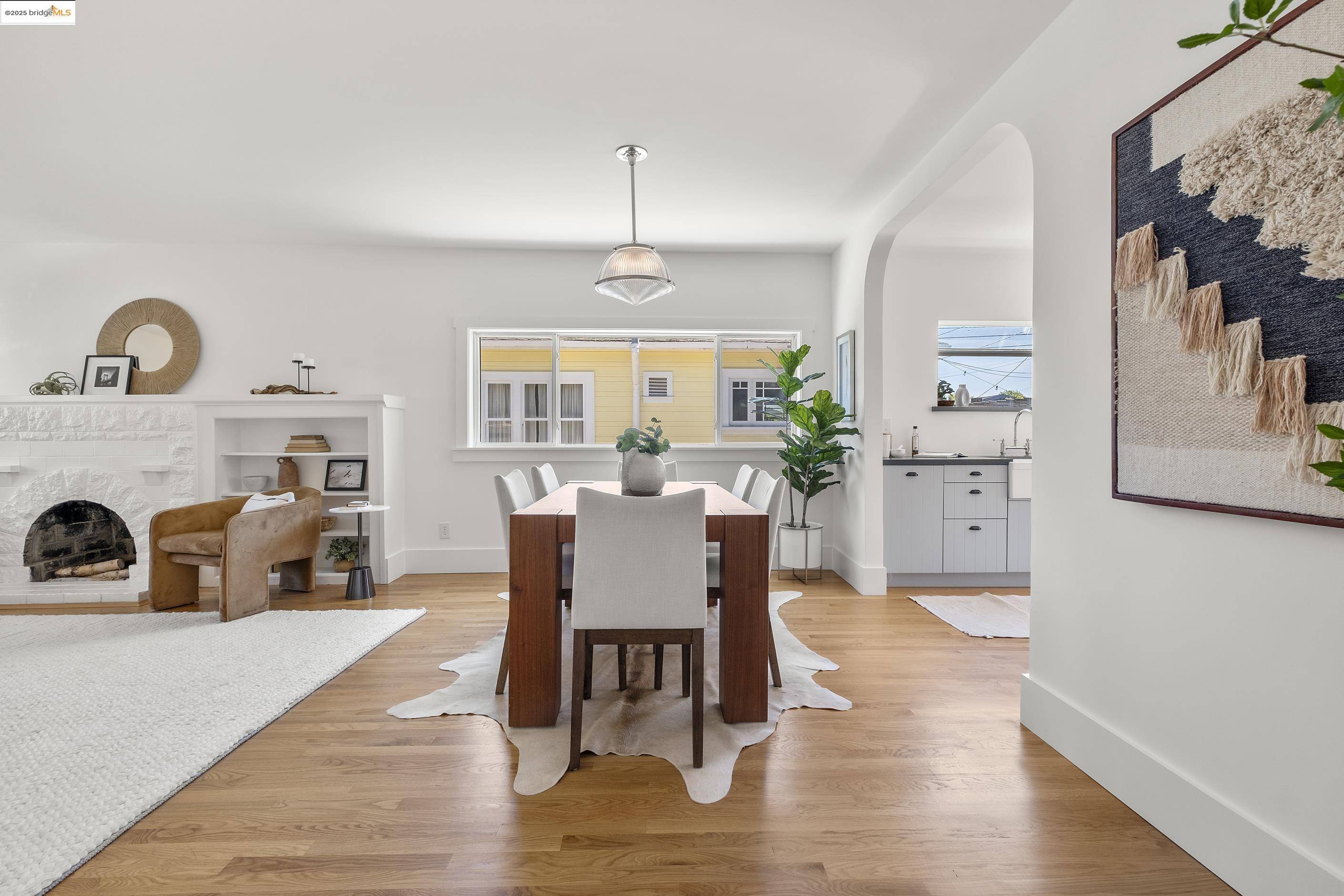 Berkeley, CA 94702,2514-2516 Mathews St