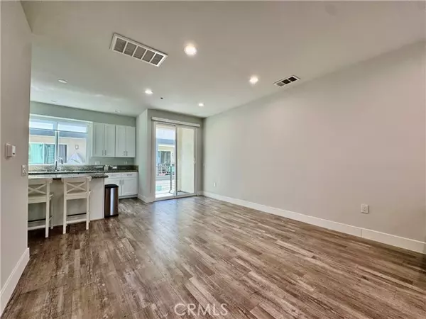 Downey, CA 90240,7958 Telegraph RD