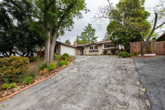4526 La Granada WAY, La Canada Flintridge, CA 91011