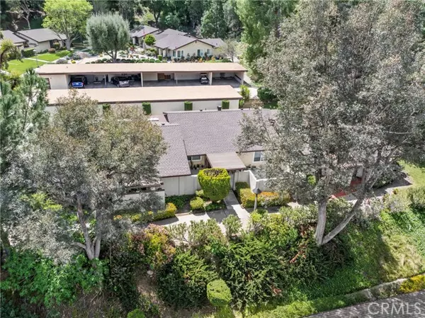 Newhall, CA 91321,26335 Oakspur DR B