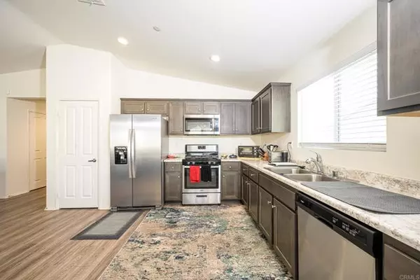 San Jacinto, CA 92582,501 Black Cherry ST