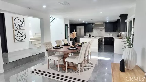 12270 Circula Panorama, Santa Ana, CA 92705