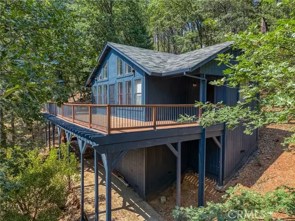 Cobb, CA 95426,16300 Ponderosa DR