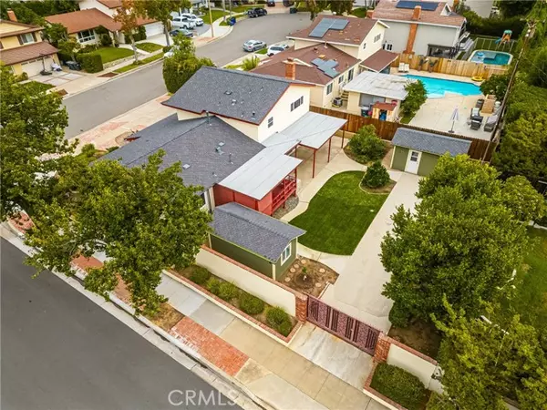 Orange, CA 92867,2902 E Trenton