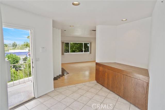 Studio City, CA 91604,4182 Sunswept DR