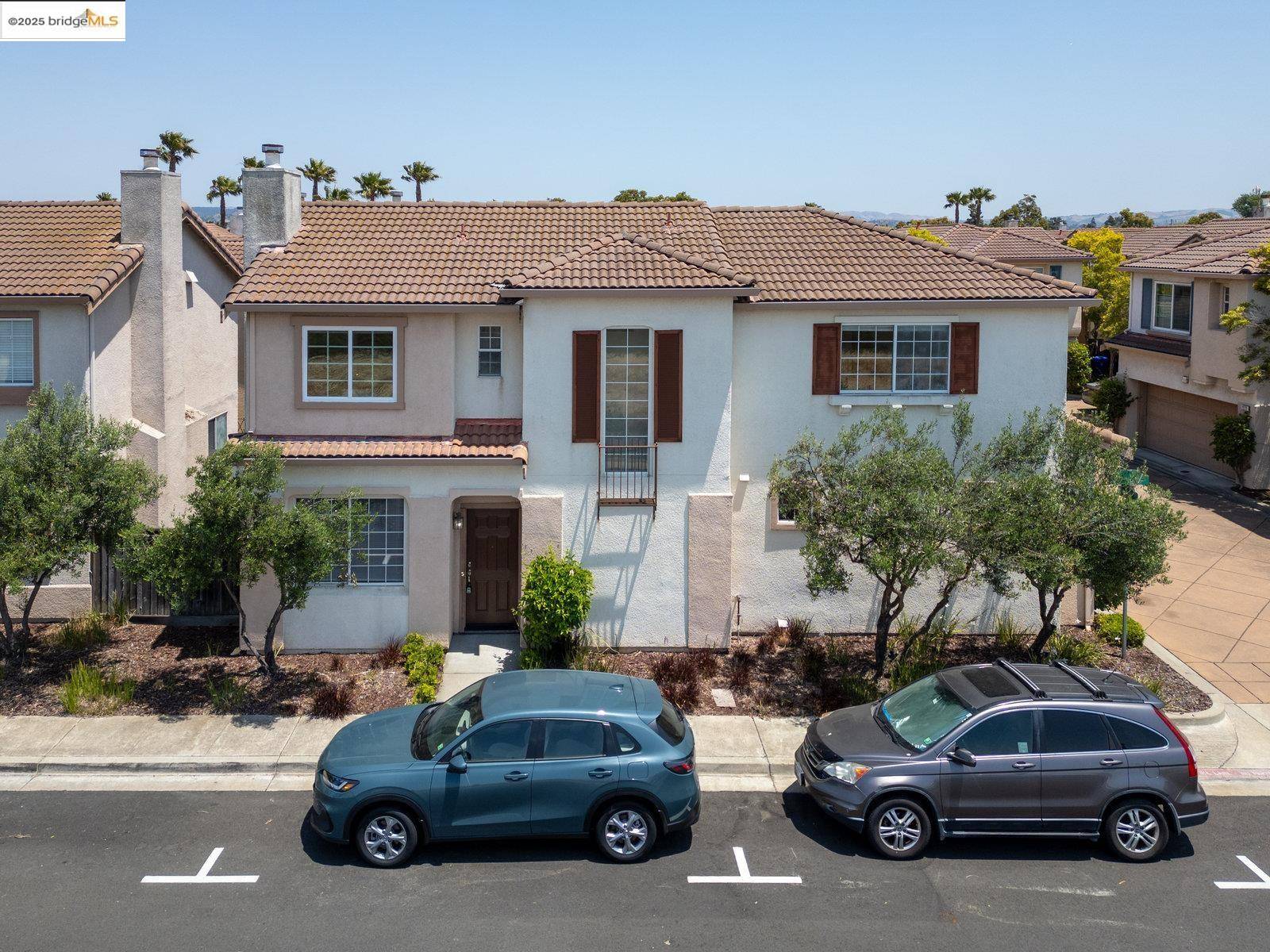 San Leandro, CA 94579,15388 Heron Dr