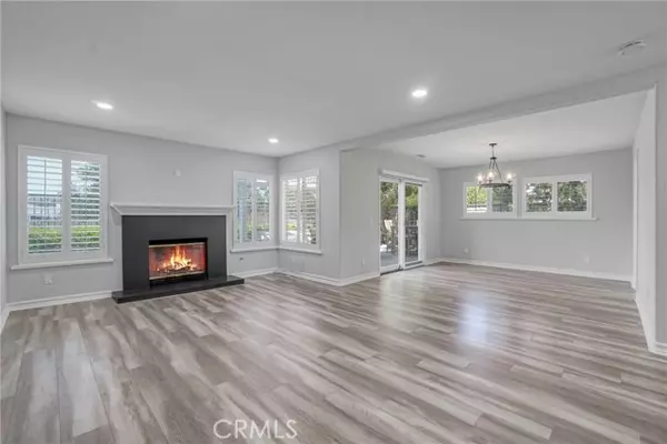 Valencia, CA 91355,26433 Emerald Dove DR
