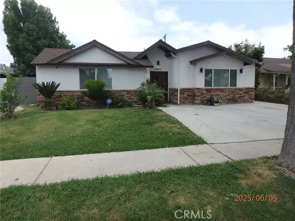 17457 Covello ST, Van Nuys, CA 91406