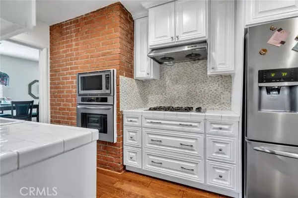 San Gabriel, CA 91776,816 E Wells ST