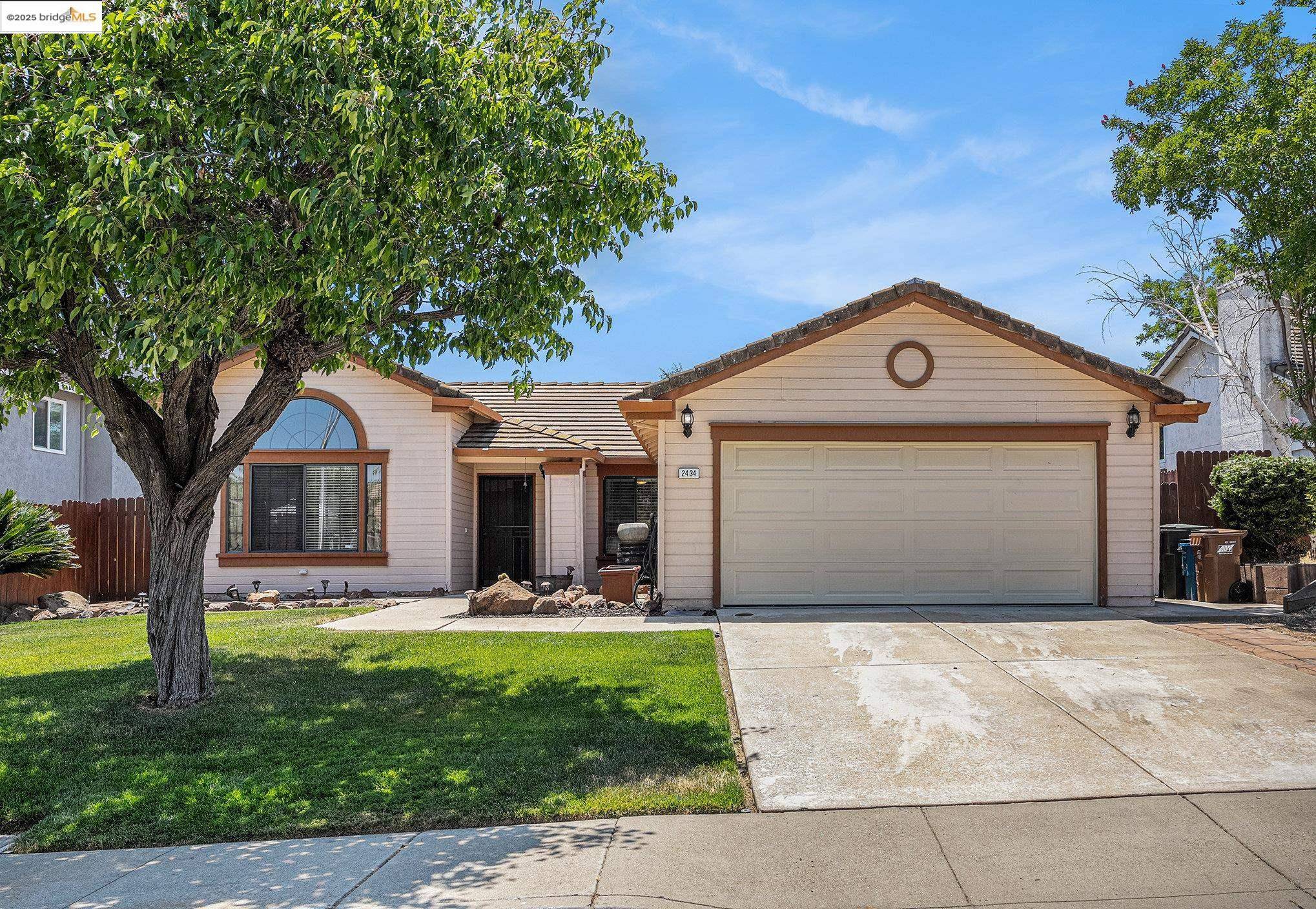 2434 Whitetail Dr, Antioch, CA 94531