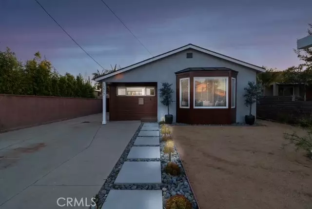 Hawthorne, CA 90250,13917 Truro AVE