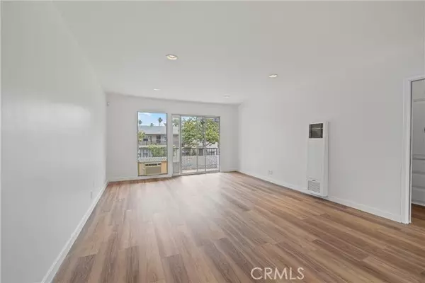 Long Beach, CA 90802,1273 E Appleton ST 4