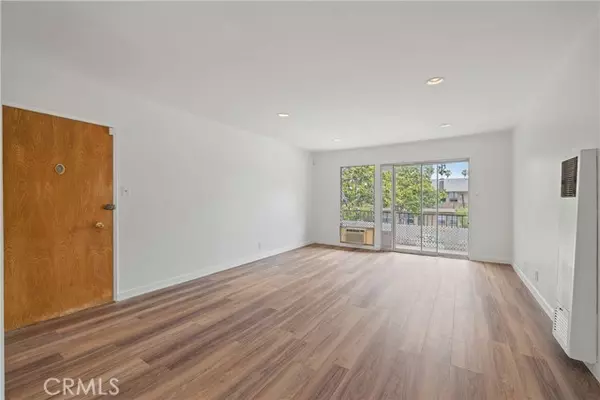 Long Beach, CA 90802,1273 E Appleton ST 4