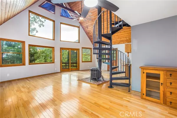 Angelus Oaks, CA 92305,6429 Cedar AVE