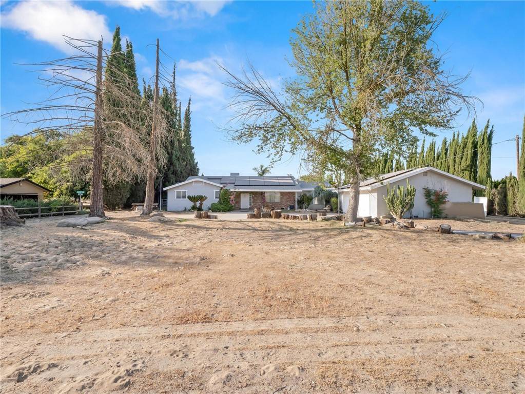 Fresno, CA 93706,1654 W South AVE