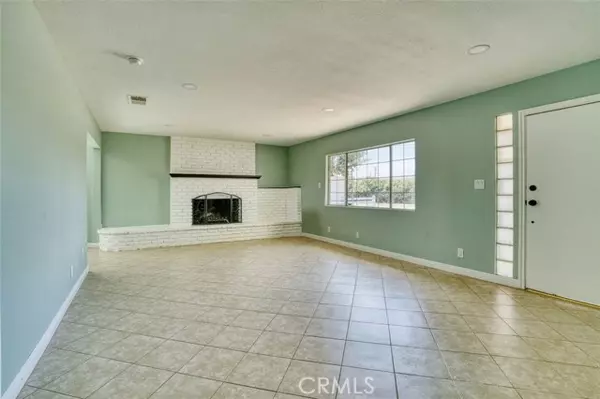 Palmdale, CA 93550,2543 E Ave Q6