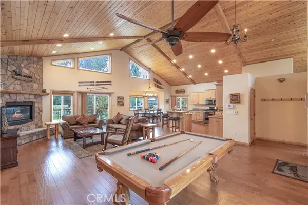 Big Bear Lake, CA 92315,41771 Swan DR