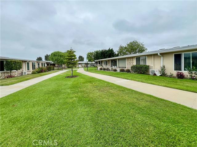 Seal Beach, CA 90740,13580 Medinac Lane M5-#101E