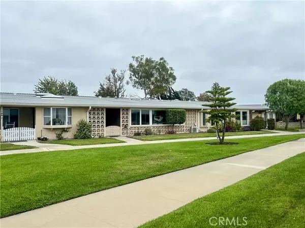 Seal Beach, CA 90740,13580 Medinac Lane M5-#101E