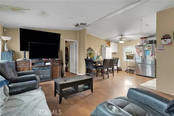 Lucerne Valley, CA 92356,9125 Visalia AVE