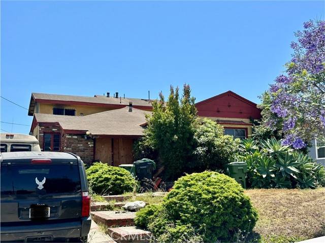 520 W 118th ST, Los Angeles, CA 90044