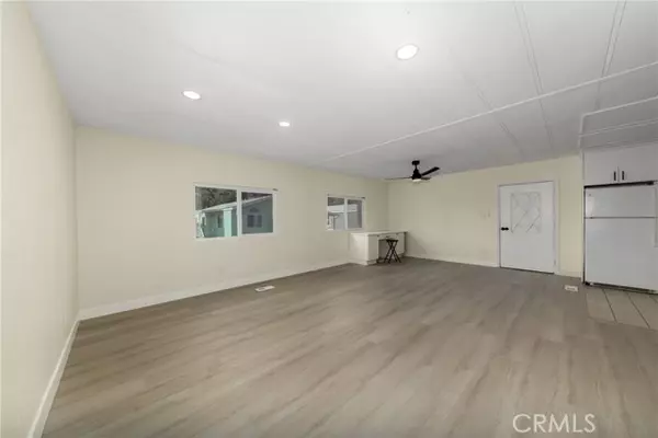 Perris, CA 92570,350 E San Jacinto AVE 82