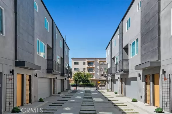 Valley Glen, CA 91405,13536 Vanowen ST 1