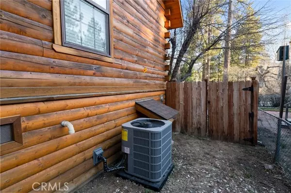 Big Bear City, CA 92314,505 Barrett WAY