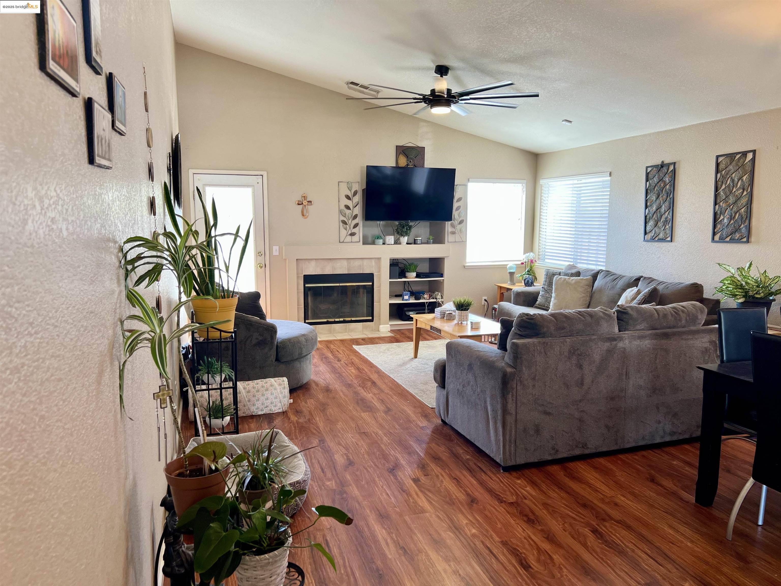 Stockton, CA 95206,1908 Gordon Verner Cir
