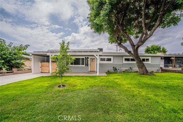 6622 Mitad CT, San Bernardino, CA 92404