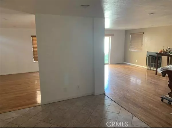 Carson, CA 90746,17506 Sandlake AVE