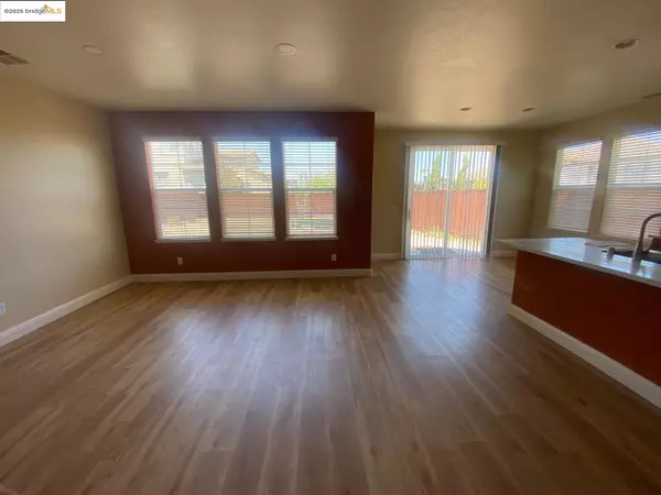 Richmond, CA 94806,5509 Vista Ct