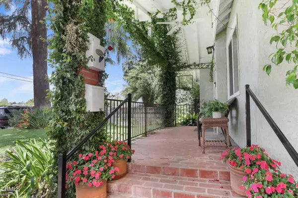Altadena, CA 91001,2520 Casitas AVE