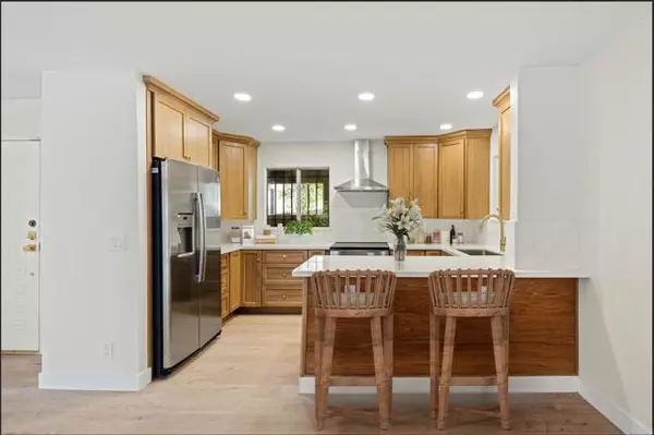 La Jolla, CA 92037,2610 torrey pines road C21