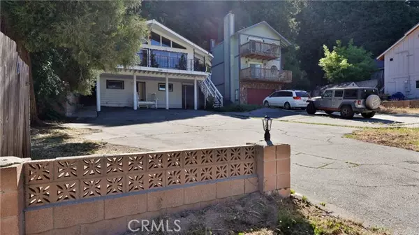 Crestline, CA 92325,24674 Lake DR