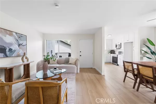 Anaheim, CA 92807,1738 N Cedar Glen DR B