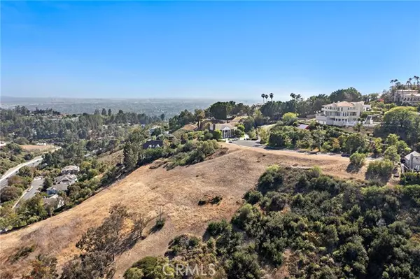 North Tustin, CA 92705,10192 Saint Cloud LN