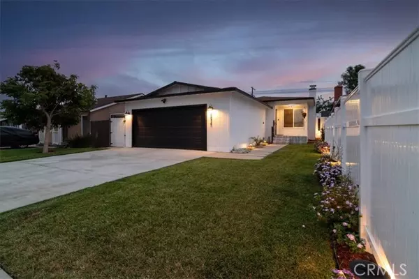 4836 W 134th PL, Hawthorne, CA 90250