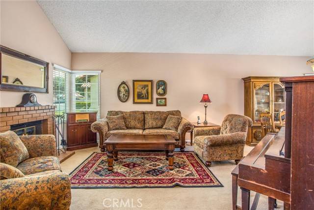 Redlands, CA 92374,100 Waters CT