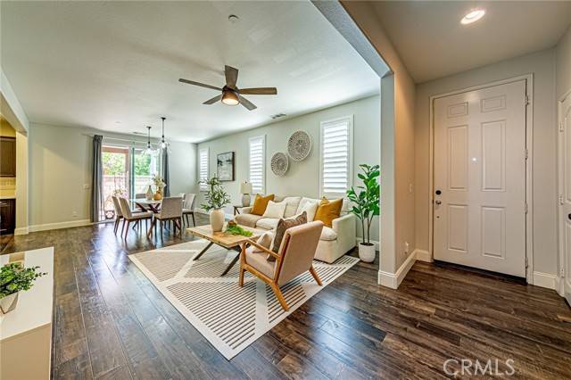 Eastvale, CA 92880,12968 Morning Dew CT