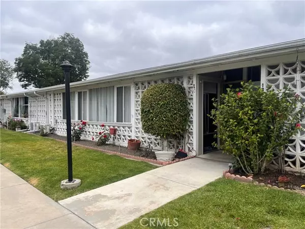 Seal Beach, CA 90740,1842 Thunderbird Dr. M2-#1C
