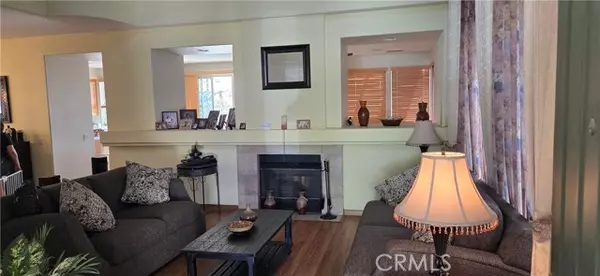 918 N Temescal CIR, Corona, CA 92879