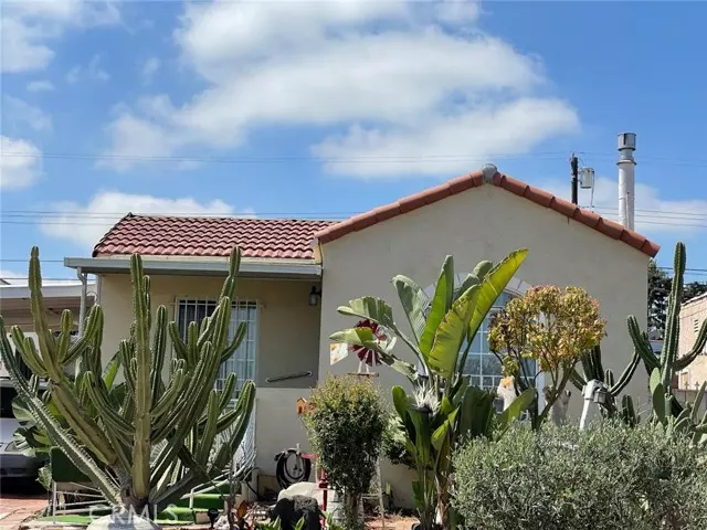 2048 W 68th ST, Los Angeles, CA 90047